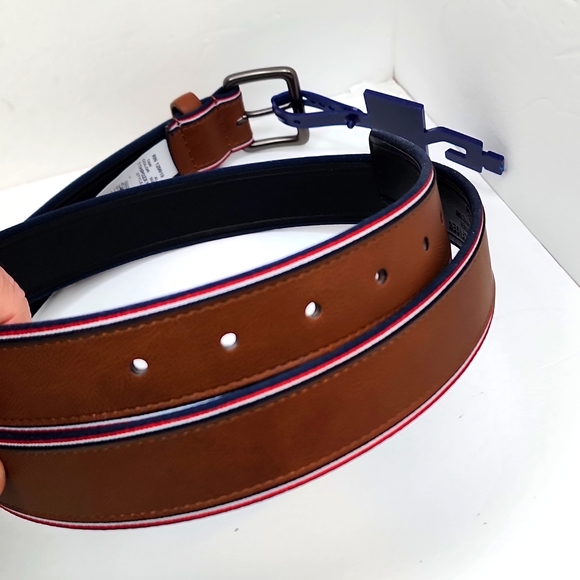 ⭐️TOMMY HILFIGER 💯 BROWN BELT, 42-44 XL - Picture 5 of 9